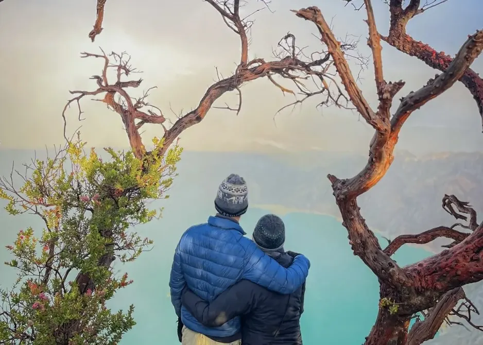 Ijen Blue Fire Tour Package From Malang 4D3N Ijen Blue Fire Tour Package From Malang 4D3N