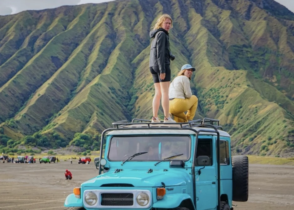 Mount Bromo Four Days Trip Package From Yogyakarta Mount Bromo Four Days Trip Package From Yogyakarta