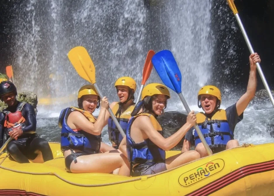 Thrilling Rafting Adventure At Pekalen River Tour Package 2D1N Thrilling Rafting Adventure At Pekalen River Tour Package 2D1N